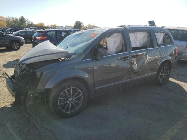 DODGE GRAND CARA 2017 with VIN 2C4RDGCG7HR714545 - Photo from auction