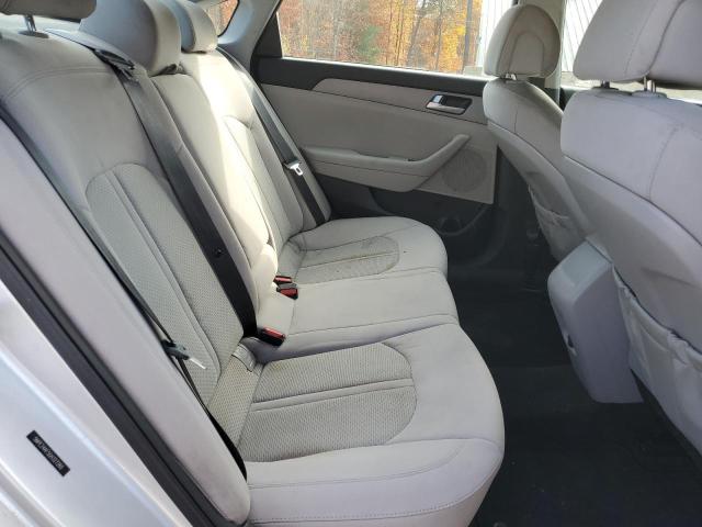 Photo 10 from auction – 2016 HYUNDAI SONATA SE with VIN 5NPE24AF5GH327260