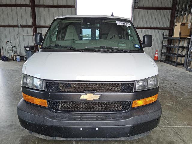 Photo 5 from auction – 2019 CHEVROLET EXPRESS G2 with VIN 1GCWGAFP3K1372199