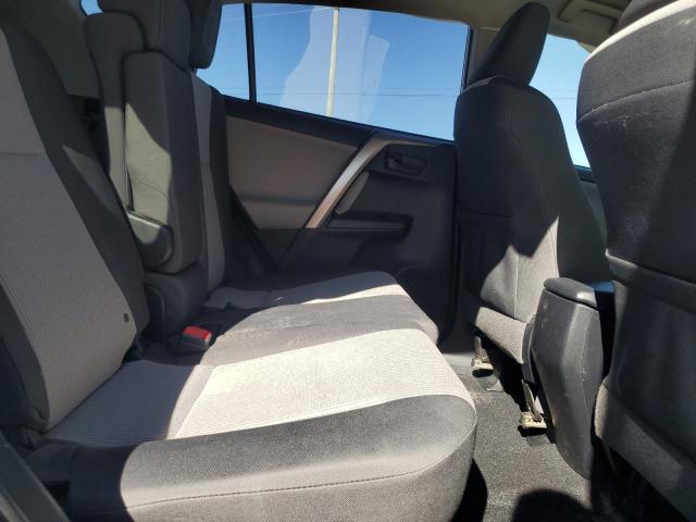 Photo 11 from auction – 2015 TOYOTA RAV4 LE with VIN JTMZFREV1FJ056885