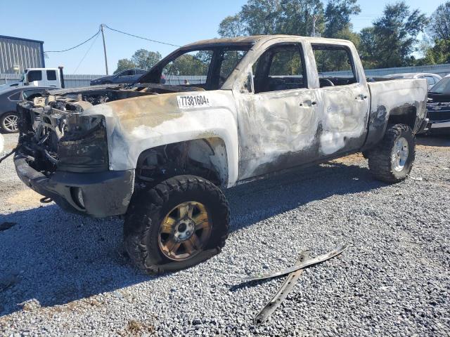 CHEVROLET SILVERADO 2018 with VIN 3GCUKSECXJG175606 - Photo from auction