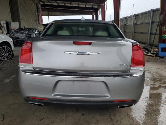 Photo 6 from auction – 2017 CHRYSLER 300C with VIN 2C3CCAEG2HH610025