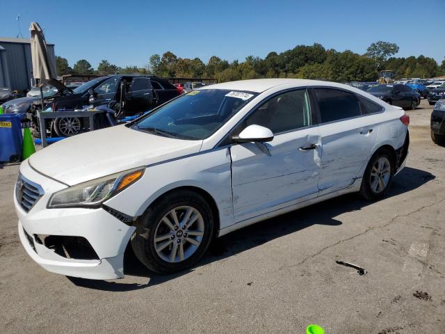 HYUNDAI SONATA 2016 with VIN 5NPE24AF2GH307595 - Photo from auction