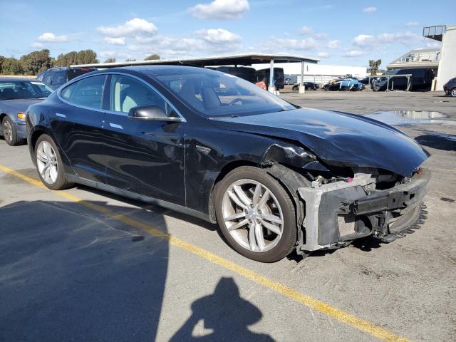 Photo 4 from auction – 2014 TESLA MODEL S with VIN 5YJSA1H15EFP41813