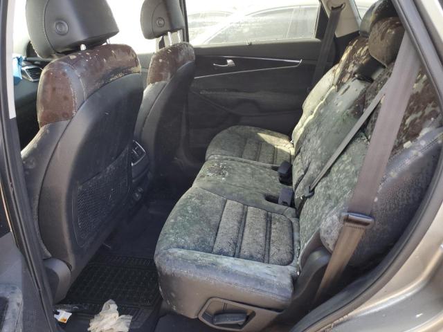 Photo 11 from auction – 2017 KIA SORENTO EX with VIN 5XYPH4A56HG235968