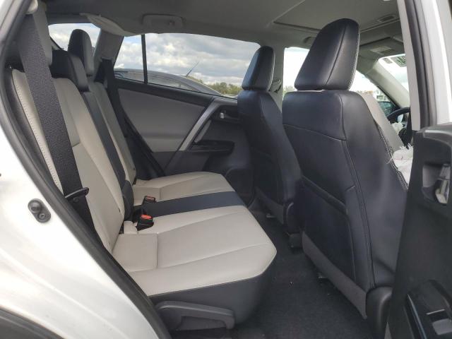Photo 10 from auction – 2017 TOYOTA RAV4 LIMIT with VIN 2T3DFREVXHW689397
