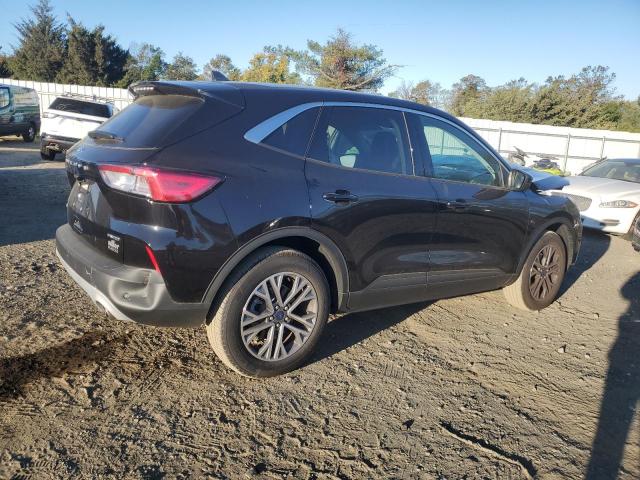 Photo 3 from auction – 2022 FORD ESCAPE SEL with VIN 1FMCU9H63NUB58052