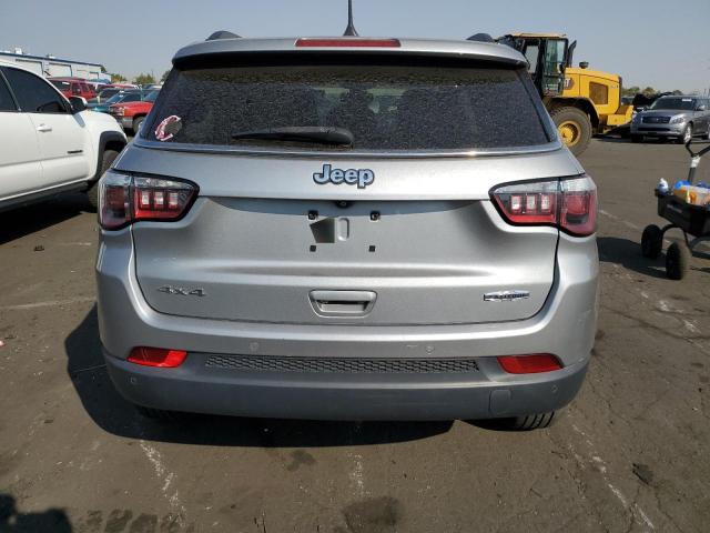 Photo 6 from auction – 2018 JEEP COMPASS LA with VIN 3C4NJDBB3JT314710