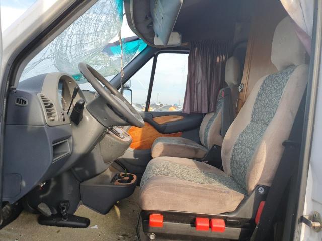 Photo 7 from auction – 2004 SPRINTER 2500 SPRIN with VIN WD2PD744345627663