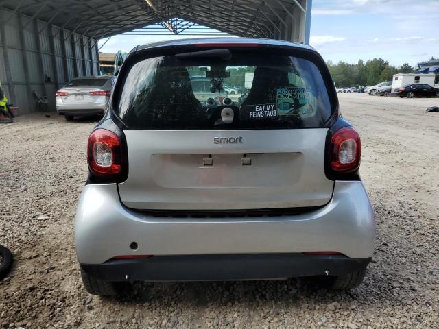 Photo 6 from auction – 2016 SMART FORTWO with VIN WMEFJ5DA6GK057472
