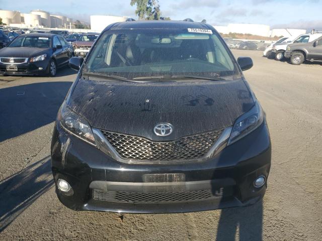 Photo 5 from auction – 2017 TOYOTA SIENNA SE with VIN 5TDXZ3DC3HS879335