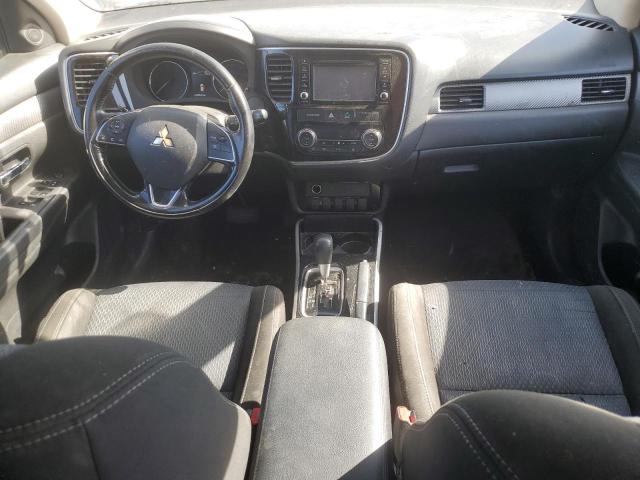 Photo 8 from auction – 2017 MITSUBISHI OUTLANDER with VIN JA4AD2A38HZ048554
