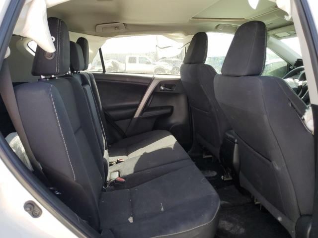 Photo 11 from auction – 2016 TOYOTA RAV4 XLE with VIN 2T3WFREV5GW266444
