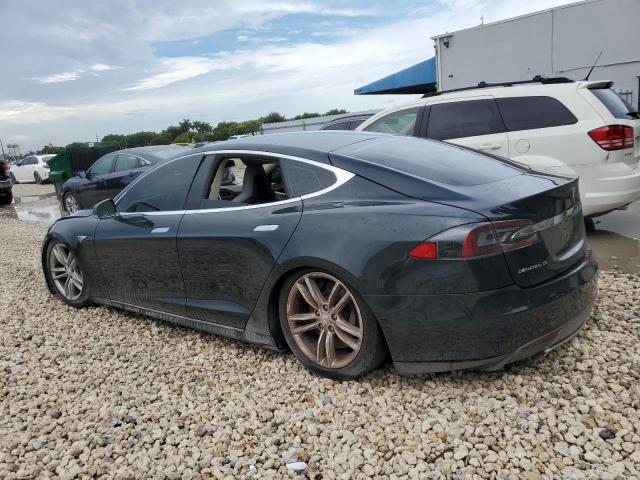 Photo 2 from auction – 2013 TESLA MODEL S with VIN 5YJSA1CN1DFP05772