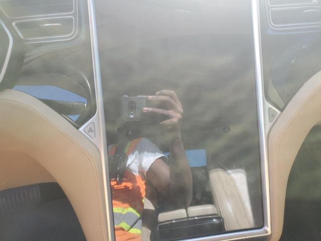 Photo 9 from auction – 2014 TESLA MODEL S with VIN 5YJSA1H16EFP60225