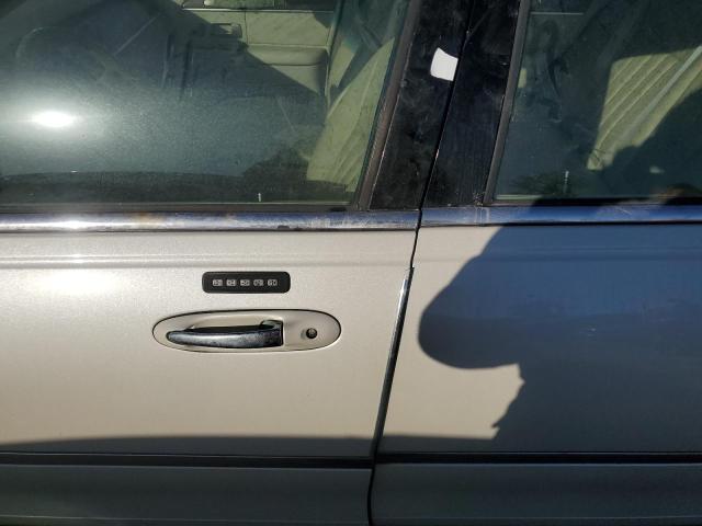 Photo 12 from auction – 2004 LINCOLN TOWN CAR E with VIN 1LNHM81WX4Y680744