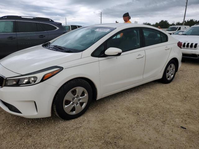 Photo 1 from auction – 2017 KIA FORTE LX with VIN 3KPFK4A71HE084811