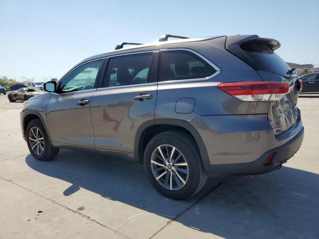 Photo 2 from auction – 2018 TOYOTA HIGHLANDER with VIN 5TDKZRFH7JS541884