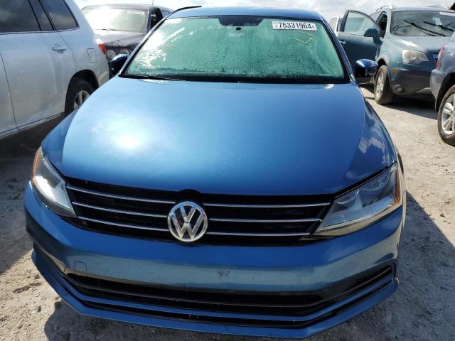 Photo 5 from auction – 2017 VOLKSWAGEN JETTA S with VIN 3VW2B7AJ7HM317377