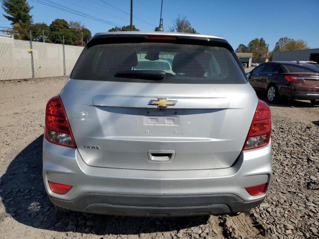 Photo 6 from auction – 2018 CHEVROLET TRAX LS with VIN KL7CJKSB1JB555482