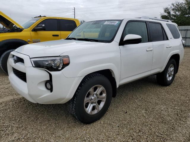 TOYOTA 4RUNNER SR 2017 with VIN JTEZU5JR4H5159832 - Photo from auction