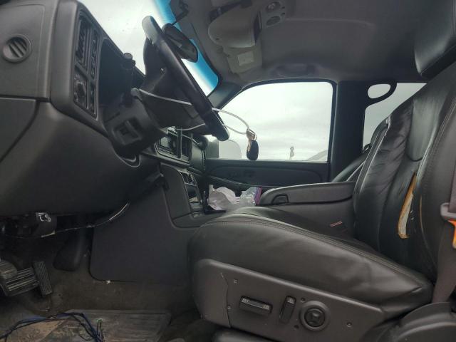 Photo 7 from auction – 2004 CHEVROLET SILVERADO with VIN 1GCHK33294F215441