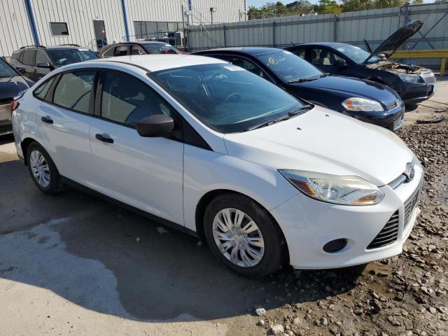 Photo 4 from auction – 2014 FORD FOCUS S with VIN 1FADP3E24EL171029