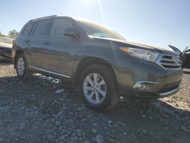Photo 4 from auction – 2013 TOYOTA HIGHLANDER with VIN 5TDZK3EH2DS135002
