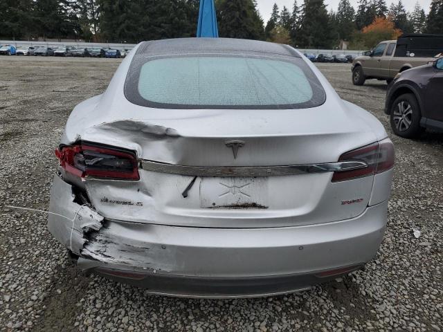 Photo 6 from auction – 2015 TESLA MODEL S 85 with VIN 5YJSA1H24FFP74179