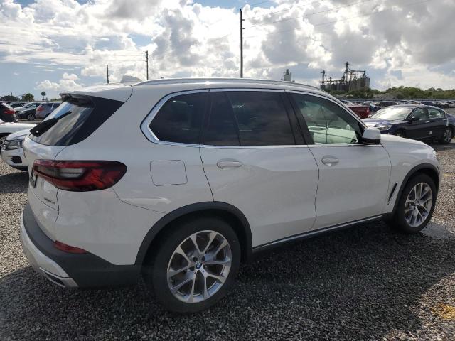 Photo 3 from auction – 2022 BMW X5 XDRIVE4 with VIN 5UXCR6C06N9J42663