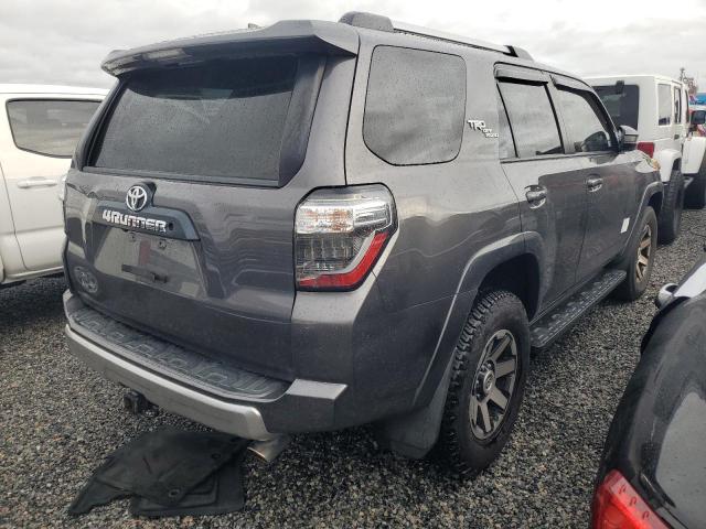 Photo 3 from auction – 2018 TOYOTA 4RUNNER SR with VIN JTEBU5JR7J5572397
