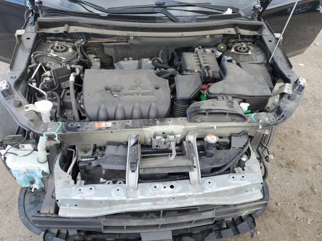 Photo 12 from auction – 2020 MITSUBISHI OUTLANDER with VIN JA4AZ3A30LZ043400