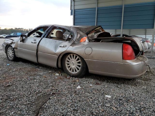 Photo 2 from auction – 2003 LINCOLN TOWN CAR E with VIN 1LNHM81W43Y692936