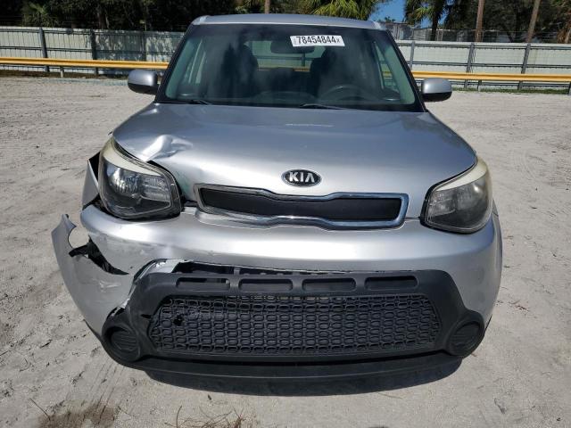 Foto 5 de la subasta – 2016 KIA SOUL con VIN KNDJN2A25G7875366