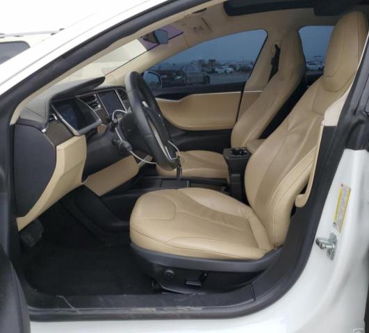 Снимка 7 от търг – 2013 TESLA MODEL S с VIN 5YJSA1CG6DFP03744