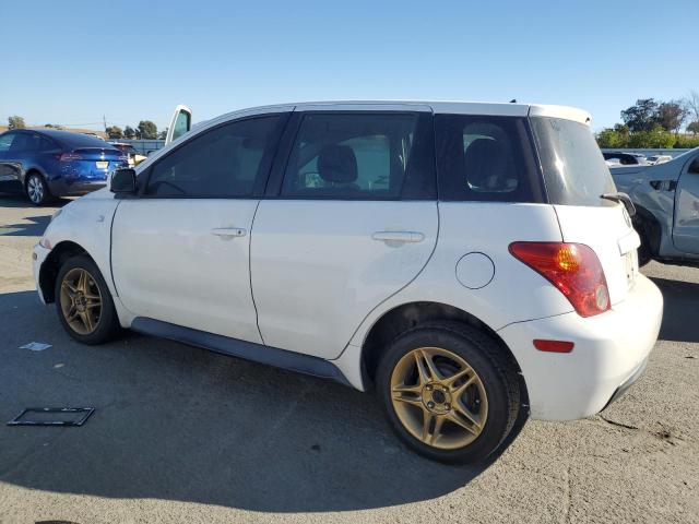 Photo 2 from auction – 2005 TOYOTA SCION XA with VIN JTKKT624950119619