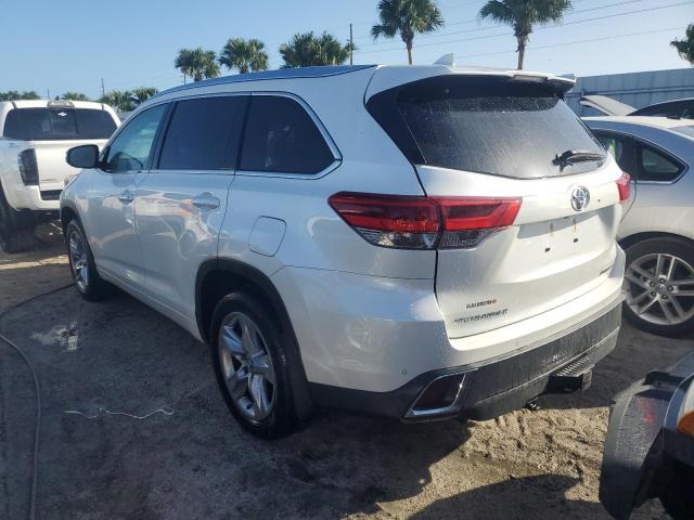 Photo 2 from auction – 2018 TOYOTA HIGHLANDER with VIN 5TDDZRFH2JS901720