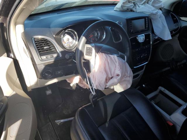 Photo 8 from auction – 2015 CHRYSLER TOWN & COU with VIN 2C4RC1BG7FR579050