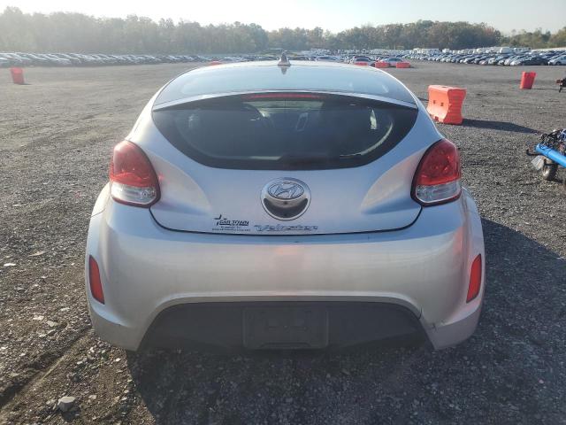 Photo 6 from auction – 2017 HYUNDAI VELOSTER with VIN KMHTC6AD3HU306442
