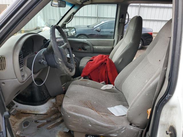 Photo 7 from auction – 2005 CHEVROLET ASTRO with VIN 1GCDM19X95B134156