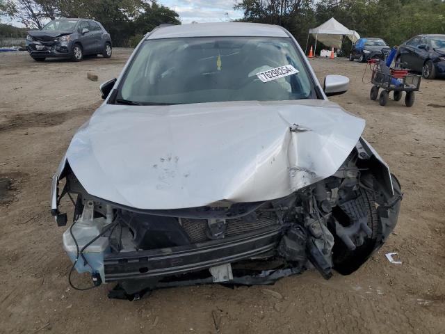 Photo 5 from auction – 2017 NISSAN SENTRA S with VIN 3N1AB7AP8HY354789