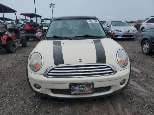 Photo 5 from auction – 2009 MINI COOPER CLU with VIN WMWML33539TX33590