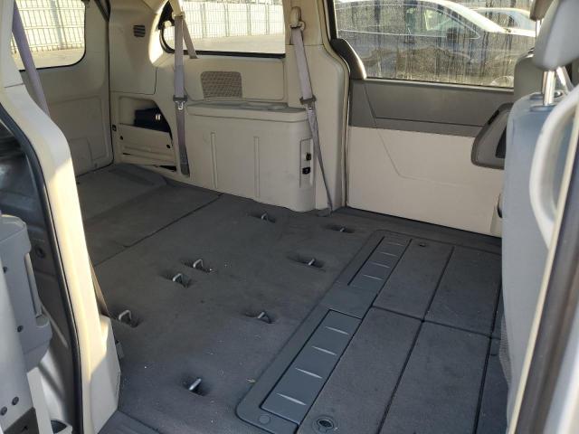 Photo 11 from auction – 2010 CHRYSLER TOWN & COU with VIN 2A4RR5D16AR278741