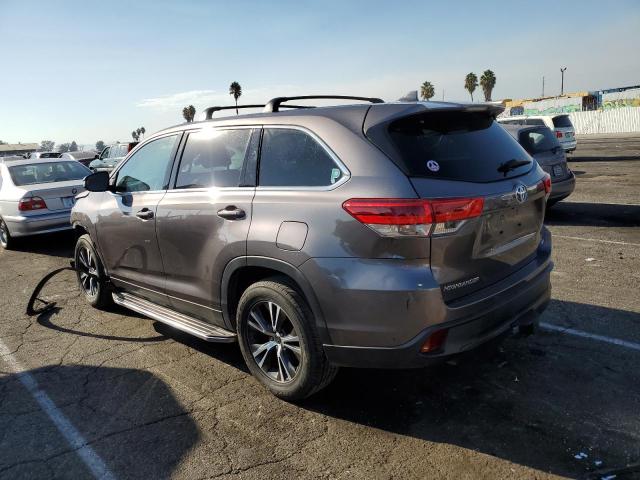 Photo 2 from auction – 2019 TOYOTA HIGHLANDER with VIN 5TDZZRFH7KS370330