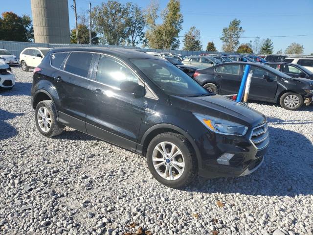 Photo 4 from auction – 2017 FORD ESCAPE SE with VIN 1FMCU0GD7HUC23176