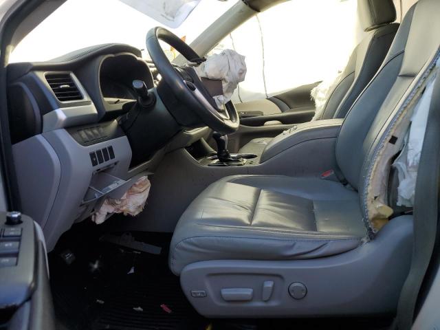 Photo 7 from auction – 2017 TOYOTA HIGHLANDER with VIN 5TDJGRFH1HS035432