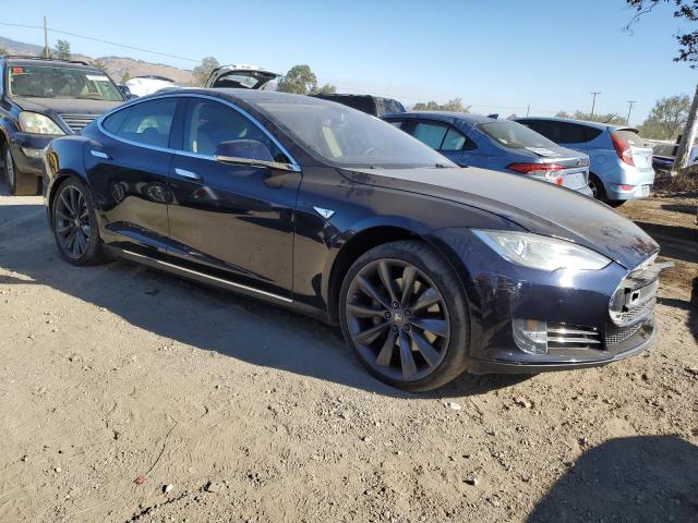 Photo 4 from auction – 2012 TESLA MODEL S with VIN 5YJSA1DP6CFP02932