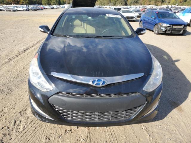 Photo 5 from auction – 2013 HYUNDAI SONATA HYB with VIN KMHEC4A42DA093220