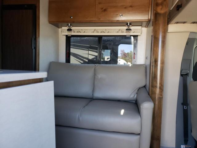 Photo 9 from auction – 2017 MERCEDES-BENZ SPRINTER 3 with VIN WDAPF4CC2H9724485