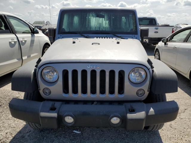 Photo 5 from auction – 2014 JEEP WRANGLER U with VIN 1C4BJWDG2EL262284